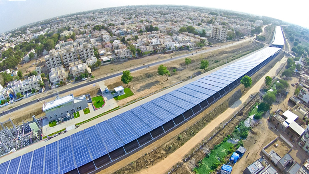 Canal top solar plant