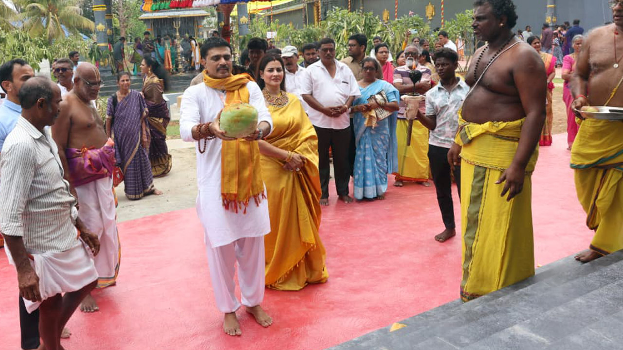 Veyi Sthambala Mandapam Inauguration at Dokiparru Mahakshetram