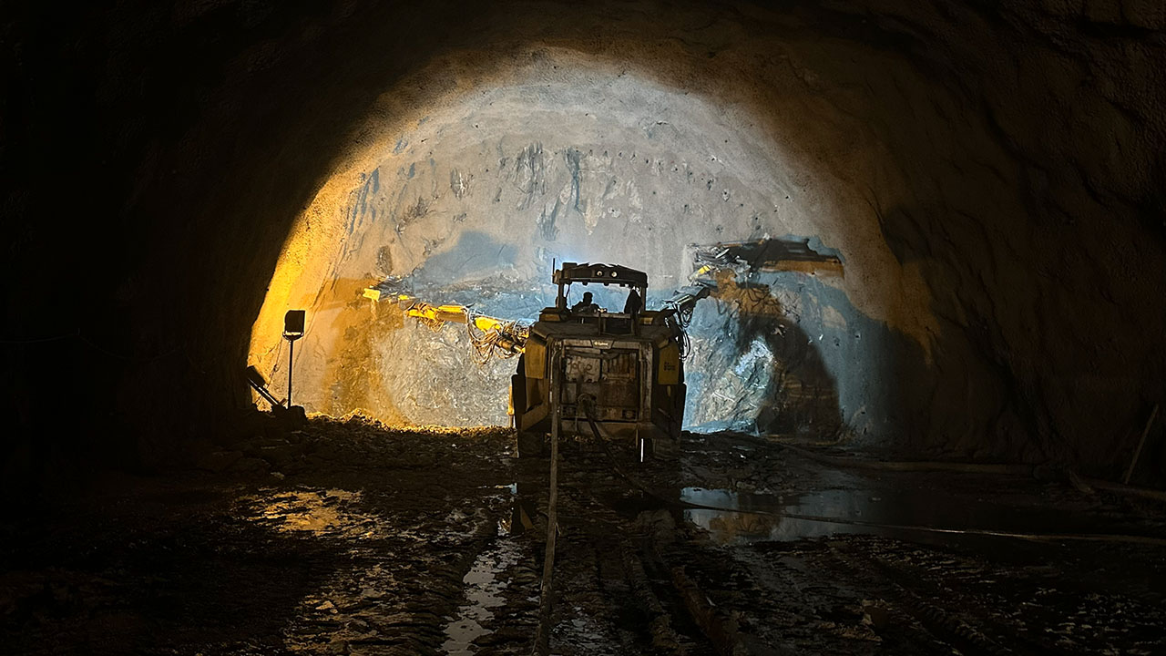 Zojila Tunnel